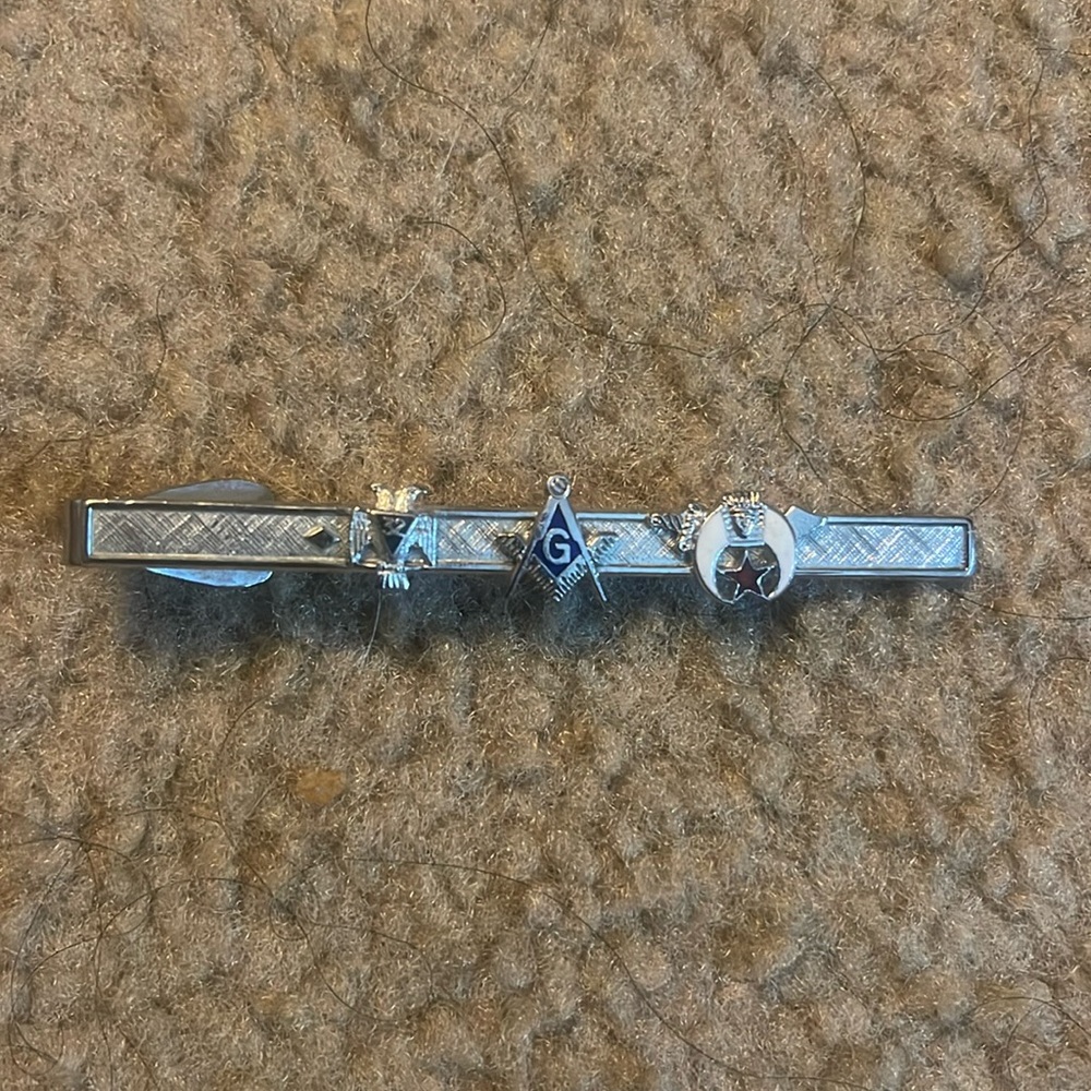 Masonic Shriners Knight Templar gem tie clip